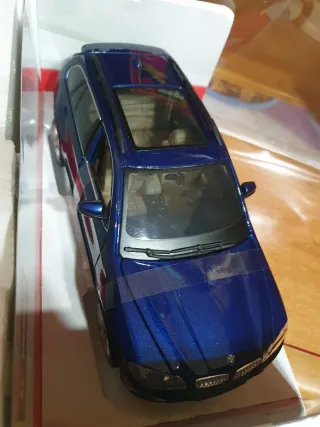 BMW X5  Bburago Scala da  1/19