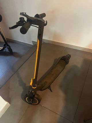 Patinete Eléctrico Bongo Serie M30 Connected 2024