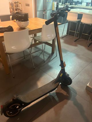 Patinete Eléctrico Bongo Serie M30 Connected 2024