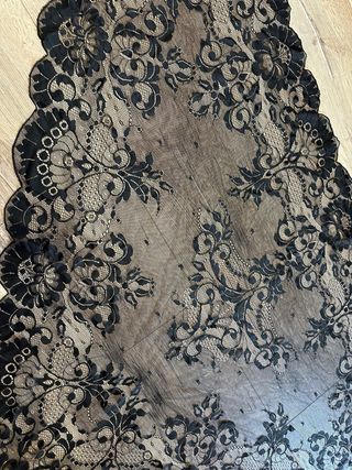 Mantilla Fallera 3 picos