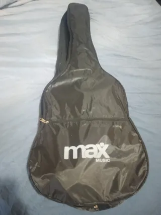 Guitarra Clásica Negra MAX