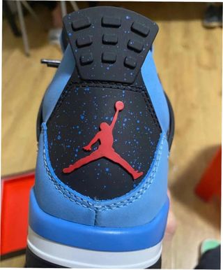 Nike Air Jordan 4 Retro x Travis Scott Talla 40