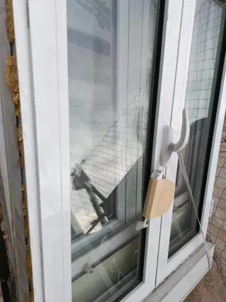 Ventanas aluminio abatible climalit con persiana