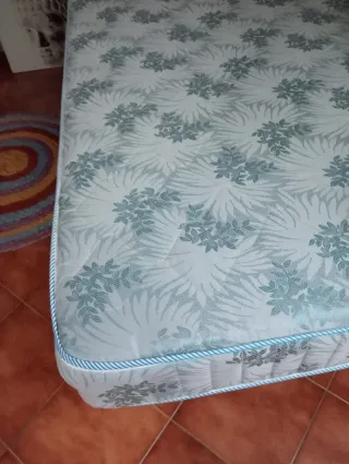 Rete e materasso foto allegate