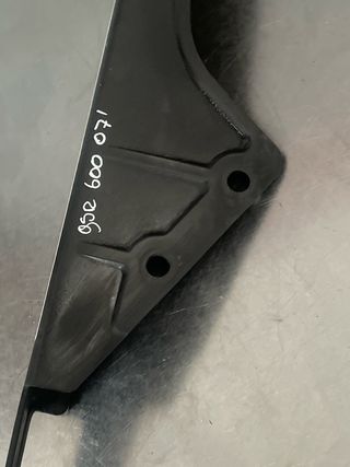 Cubre cadena Suzuki GSR 600 2007