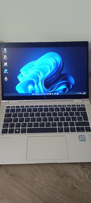 Portátil HP Intel Core i5 8GB 256GB