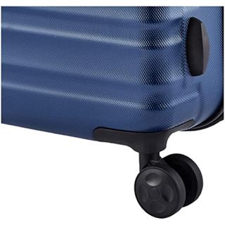 Amazon Basics Equipaje de mano rígido expandible: maleta de viaje ABS con 4 ruedas giratorias dobles; diseño ligero y resistente a los arañazos, 37,5 x 25,5 x 55 cm, azul marino NUEVO