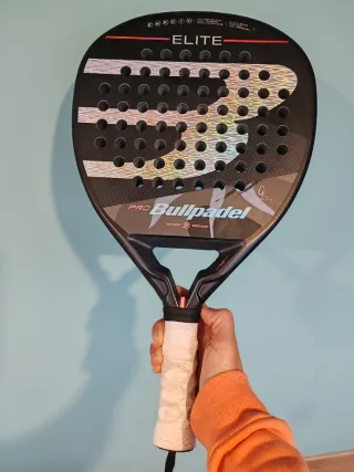 Bullpadel Elite W 23 (con hesacore)
