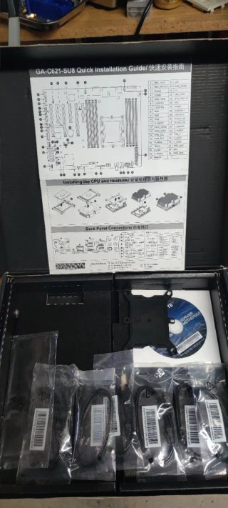 Gigabyte C621 SU8 Placa Base Servidor