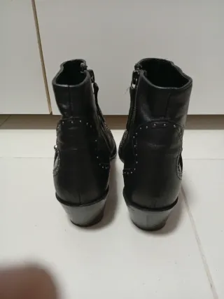 Botines Zara Tachuelas Hebilla Talla 35