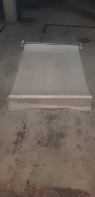 Toldo beige de tela