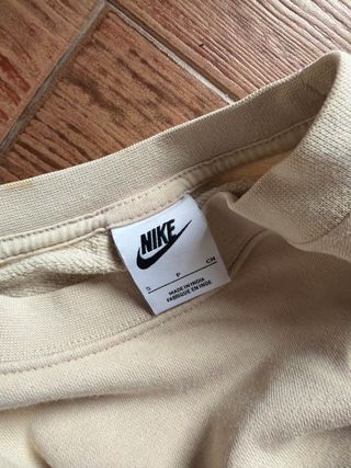Sudadera Nike Beige