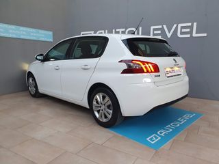 Peugeot 308 BluiHDi 130cv
