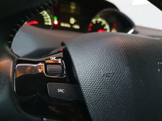 Peugeot 308 BluiHDi 130cv