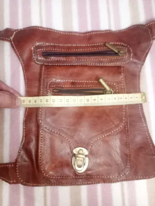 Riñonera de piel para pierna