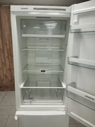 NEVERA SIEMENS Altura 1.85+60 cm
