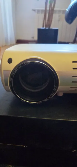 Proyector Y30 LED Yaber Blanco