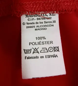 Blusa roja talla 44 con detalle en manga