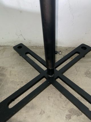 Soporte TV de Pie hasta 55” ideal para exteriores