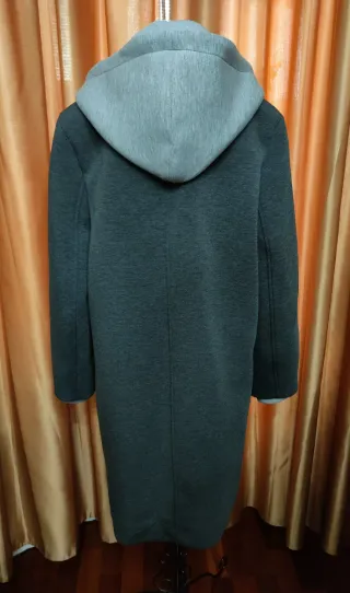 Abrigo combinado con capucha Zara Talla L