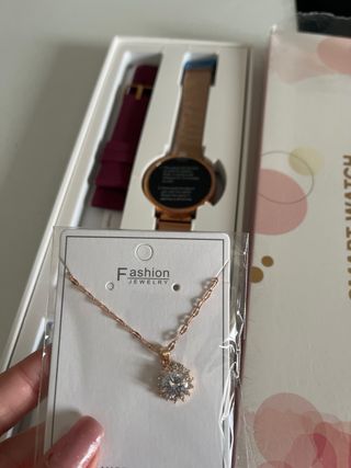 Smartwatch Oro Rosa + Collar