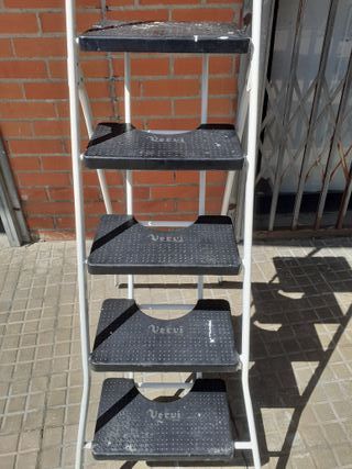 Escalera 5 peldaños