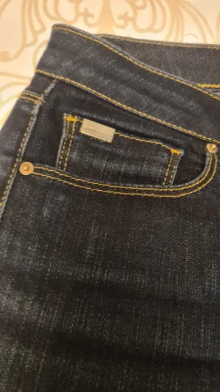 Pantalón vaquero Zara Talla 40