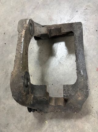 Soporte Pinza Freno R5 GT Turbo