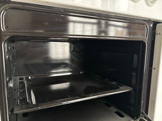Cocina de gas blanca