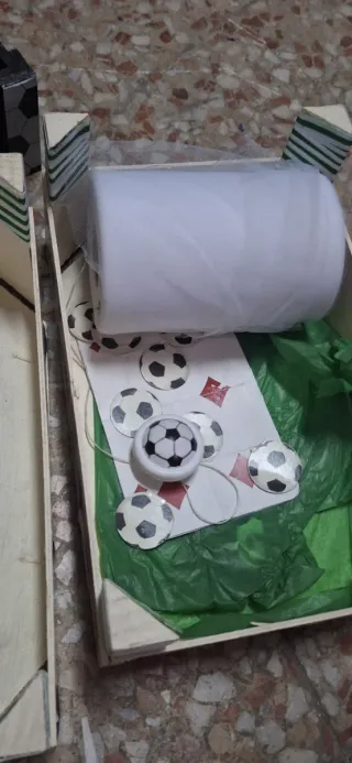 Cajas de madera con adornos