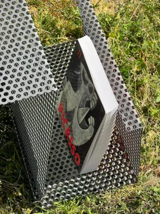 Tavolino Omega Nembula Design lamiera forata