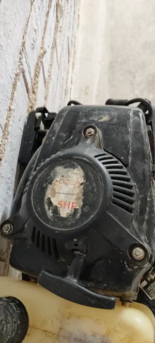 Motor gasolina y eléctrico