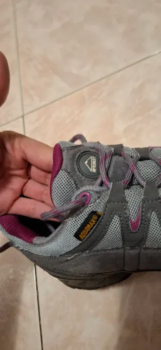 Zapatillas Trail McKinley Gris/Rosa