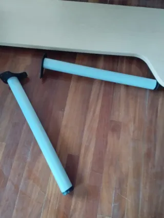 Escritorio con zapatero