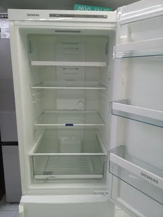 NEVERA SIEMENS 1.85+60 cm Garantía