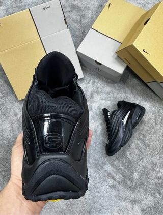 Bambas Nocta x Nike Airmax en color blanco y negro