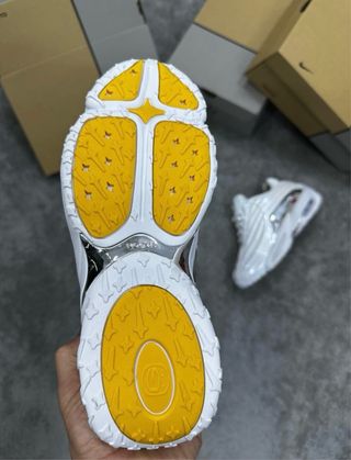 Bambas Nocta x Nike Airmax en color blanco y negro