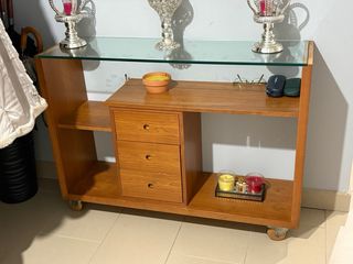 Mueble recibidor con espejo