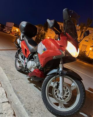 Honda Varadero XL 125 Adventure