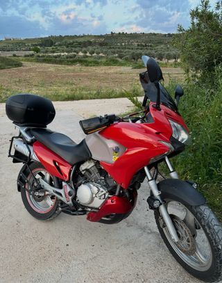 Honda Varadero XL 125 Adventure