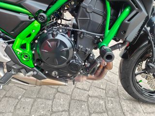 Kawasaki Z 650 2025 - 5000 km