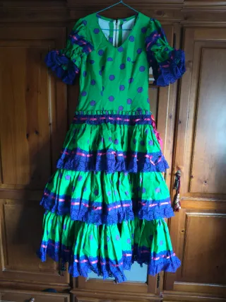 Traje Flamenca Sra Verde Lunares Morados