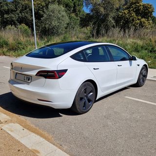 Tesla Model 3 SR RWD