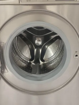 LAVADORA MARCA BALAY de 7 KG