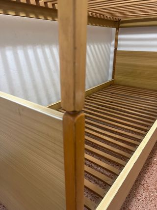 Cama litera de madera