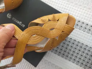 Sandalias de tacón Argenta