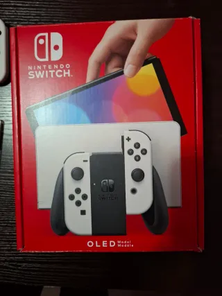 Nintendo Switch OLED Bianco/Nero