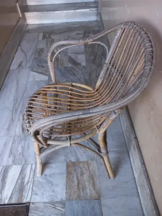 Poltrona in bambù e rattan