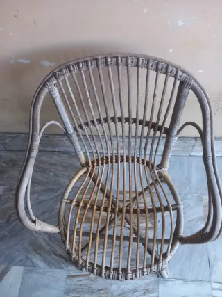 Poltrona in bambù e rattan