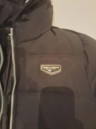 Abrigo acolchado Supply & Demand negro Talla M